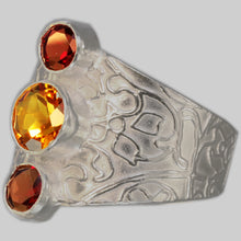 Load image into Gallery viewer, Citrine 2 x Red Mozambique Garnet Size 9.5
